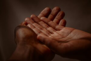 Handson - Healing Evolving Reintegration Massage